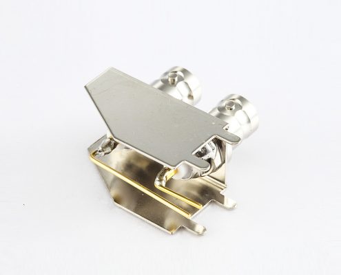 BNC連接器母頭彎式螺母插孔用于PCB50ohm